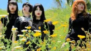 Dum Dum Girls - Yours Alone