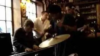 bee ororo 'no mama blues'