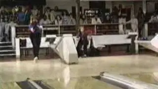 Funny hockey bowling commercial