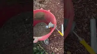 Rain gutter Cleaning tools & poles .Stears the vacuum man #guttercleaning #shopvac