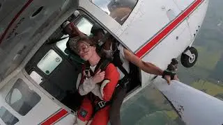 Neta takes Lanny SKYDIVING!!