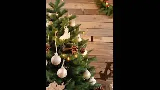 Natural Wooden Christmas Tree Ornaments for a Cozy Holiday Look #RusticChristmas