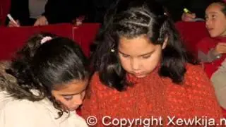 Party tal-Milied ghat-tfal tax-Xewkija fic-Centru Parrokjali 22-12-12.wmv