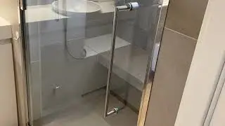 Ba&ntilde;o Turco de Effe by Effegibi con NUVOLA 45 y puerta SPAZIOLARGE a medida