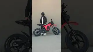 Hyper Red + Carbon Wheels are an ELITE Combo for the Solar E-Clipse 2.0 😮&zwj;💨👌
