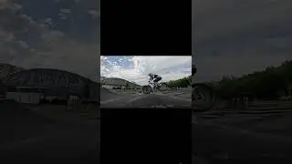 Немного прыжочков на пампе #bicycle #bikelife #jump #video #like #youtube #youtubeshorts #видео #mtb