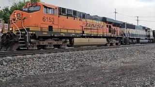 BNSF 6153 NB and BNSF 7135 SB Passes! With Greinstien Green 9702!