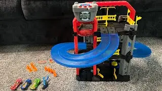 Adventure Force Take & Play Garage - Unboxing, Demonstration, and Review