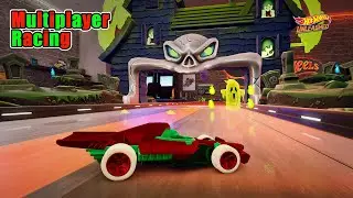 Multiplayer Racing with Holiday Formula Flashback on The Haunted House