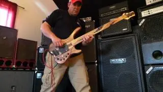 MG Bass - Desert 5 Custom - Complete Demo - Andy Irvine