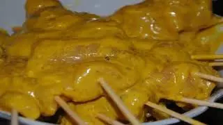 Куриный шашлык на шампурах