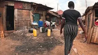 Humble Walk in This Urban Village in Africa🌍🇺🇬UGANDA