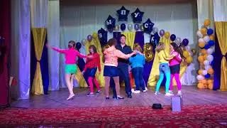 Подарок 🎁 поздравление родителей ХСШ на выпускной 2018 ✌️🤩✌️🤩✌️