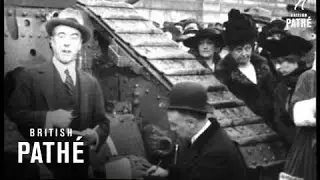 Selling War Bonds (1914-1918)