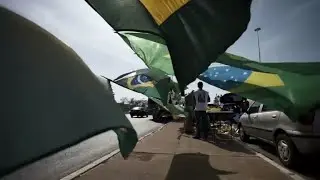 Far-right presidential candidate Jair Bolsonaro divides Brazil