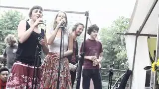 BerlinerMoment: Tralalka VS Ohrbooten!