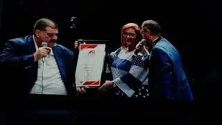 #reconocimiento  a @maeloruiz por  #40 #a&ntilde;os de #trayectoria en la @ArenaCDMX  #americansalsa