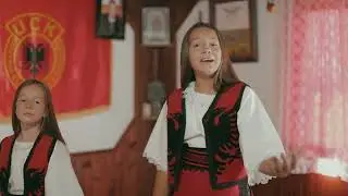 Dionesa & Ornela Shala -  Gjyshi jonë Sadik Berisha (Official Video)