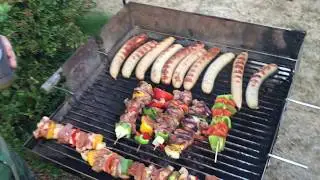 Das Bratwurst wenden Tutorial