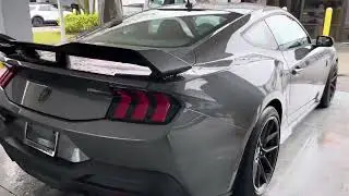 Mustang dark horse - Carbonized Gray Metallic