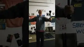 Building healthy shoulders with isotonics   