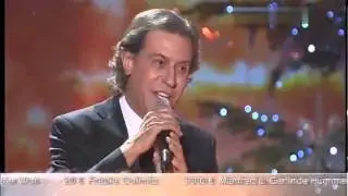 Albert Hammond   Under the Christmas Tree 2009