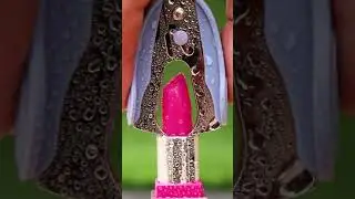 Beware of lipsticks! 😨 | Hyper Satisfying