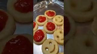 Pizza potato smiley faces 😊😊😘😘#pizza #potato #smile #faces #lovely #shortsvideo #shorts #yt