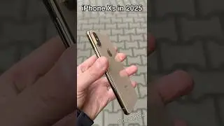 iPhone Xs in 2025 Gold Stainless Steel Still Looks Premium👌 #shorts #trending #iphone #apple #video