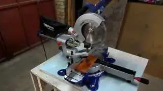 Обзор торцовочной пилы KGS 216 Metabo