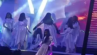 Earth song #mical jackson