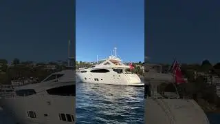 Sydney Yacht Charter CHAOS | YOTSPACE Yacht Charters Sydney #sydneycharter #yachtcharter