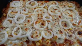 Healthy pizza with barley flour| Great for diet|بيتزا بعجينة الشعير صحيّة ومناسبة للدايت