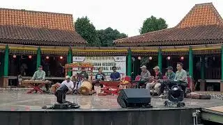 Gambang Kromong adalah musik tradisional khas dari daerah&nbsp;Betawi&nbsp;(DKI Jakarta)#setubabakan#betawi 