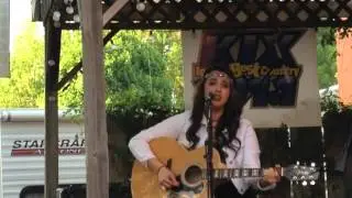 Kayla Taylor- KIX101 Live Studio Session 2014