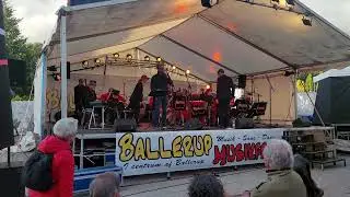 Ballerup musikfestival med wonderbra big band