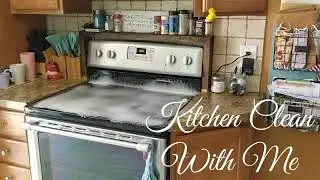 Kitchen Clean With Me / Cleaning Motivation / Speed Cleaning