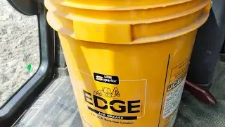 JCB machine mein Greece kis company ka use Karen