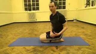 Rolling onto and over the toes in Ashtanga Vinyasa Yoga