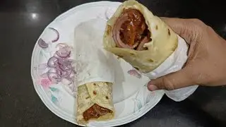 Schezwan Chicken Frankie Recipe/ Mumbai Street Style Schezwan Chicken Frankie/ Very Easy and Tasty