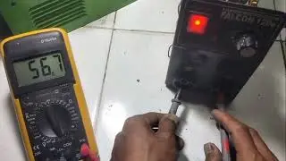 Servis travo las lakoni lampu power kedip kedip
