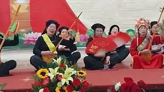 Tiết mục then cổ tr&iacute;ch đoạn khảm Hải