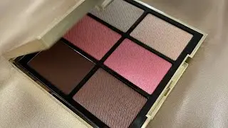 ПАЛЕТКА BURBERRY