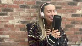 Annie| Leicestershire Vocalist | Wedding Singer For Hire | American Boy Cover
