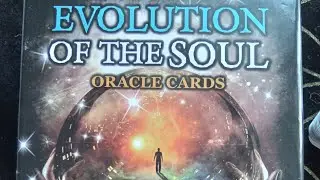 EVOLUTION OF THE SOUL Oracle Cards flip through