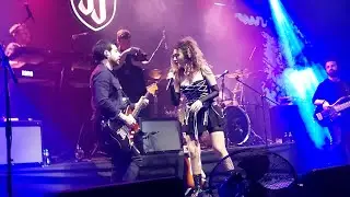 Sena Şener - Sevmemeliyiz (Live at adana jolly joker)