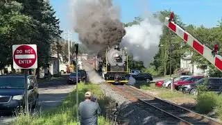 Reading and Northern #2102 leaving Nesquehoning.  8/23/25