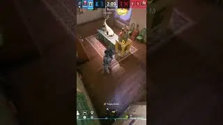 Triple kill c4 #valktips #valkyrietips #rainbowsixsiege #r6 #c4 #valkyrie #valk #clutch #tutorial