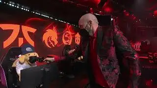 TI11 Dota 2 - slacks interviewing doggo kekw