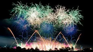 2018 会津花火 エンディング花火 紅屋青木煙火店♪（演出：平山 英雄氏）